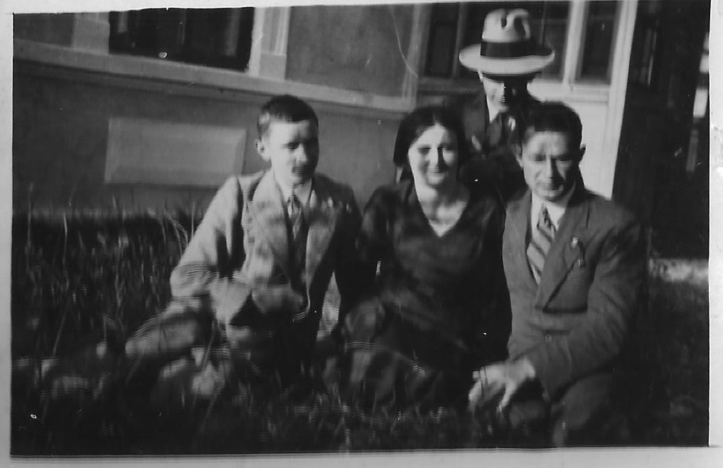 113. Jan Dykowski w kapeluszu