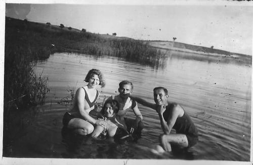 117. Jan Dykowski drugi z prawej